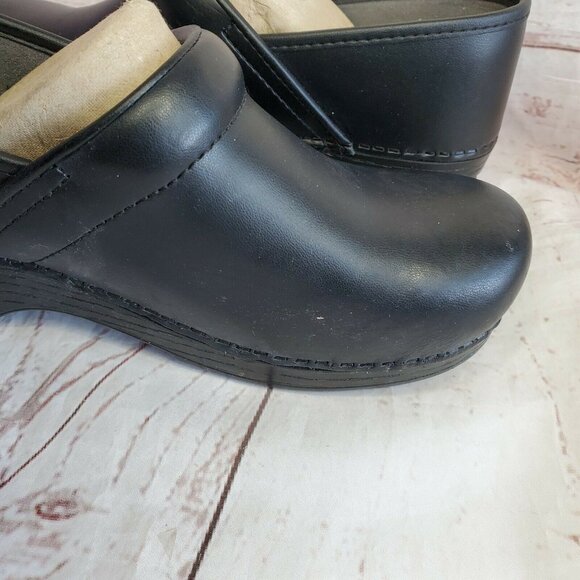 Dansko XP Black All Leather Slip-Resistant Women's Clogs Shoes Sz 38 U.S 7 1/2 - Picture 7 of 12